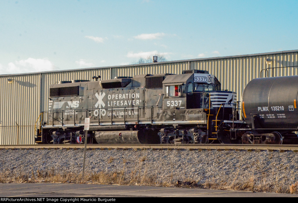 NS GP38-2 Operation Life Saver Locomotive